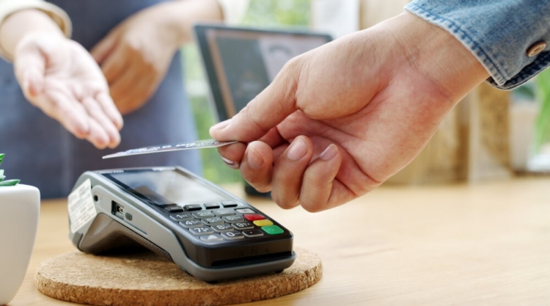 Cómo aceptar pagos con tarjeta en un pequeño negocio